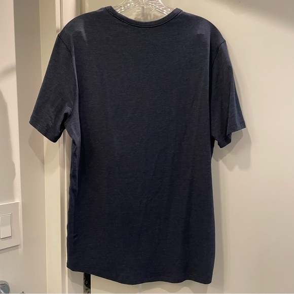 lululemon 5 Year Basic Tee - Picture 2 of 4
